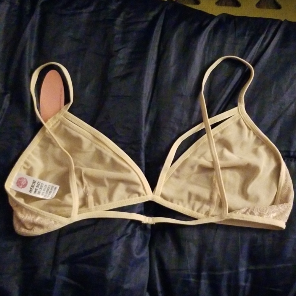 Adorable Floral Print Stretchy Bralette - Picture 3 of 3